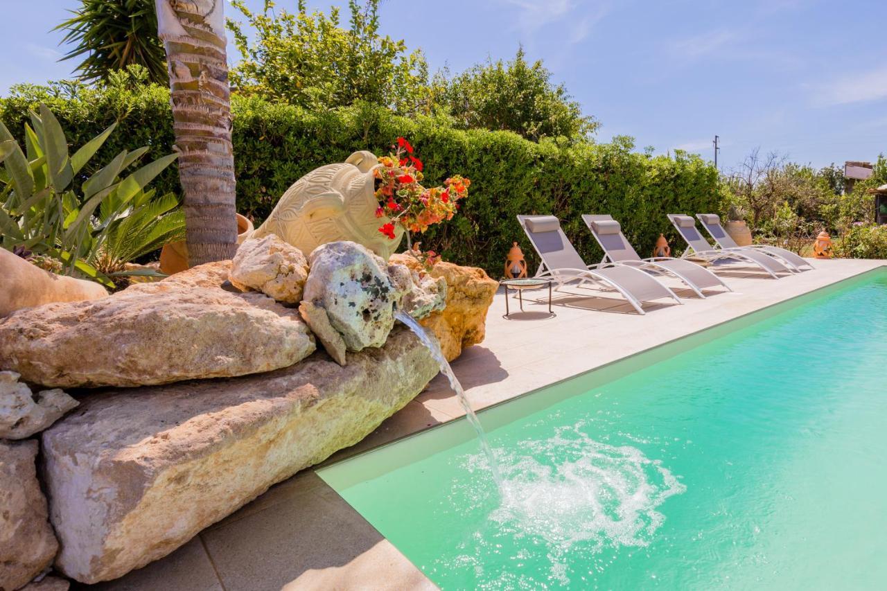 Villa Suq With Pool, Parking & Wifi Noto Kültér fotó