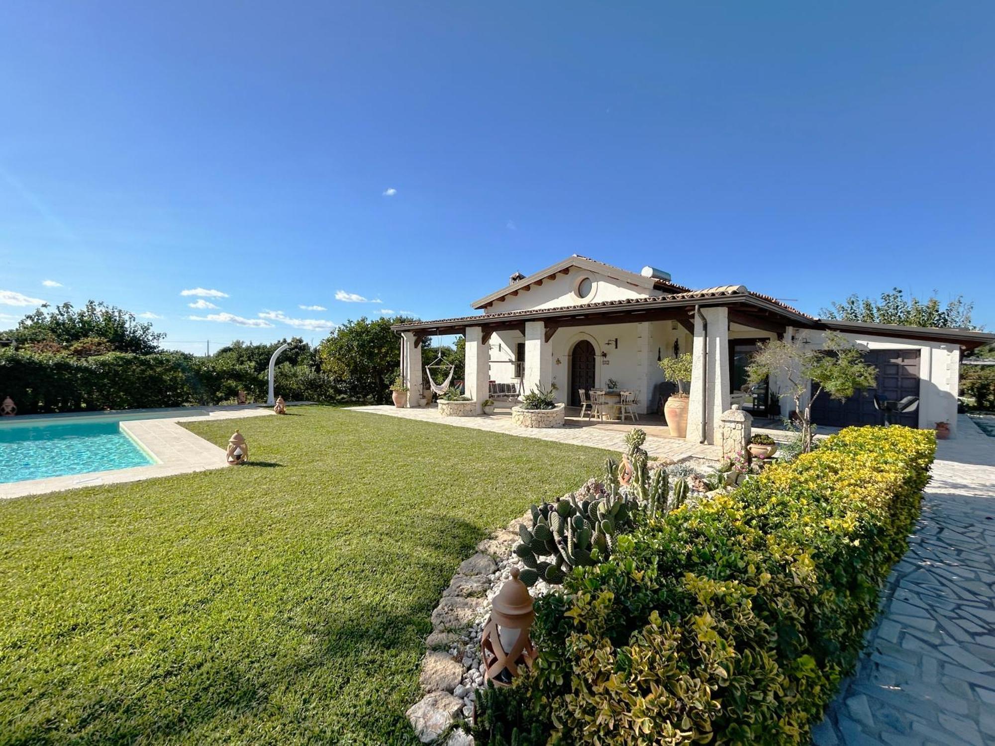 Villa Suq With Pool, Parking & Wifi Noto Kültér fotó